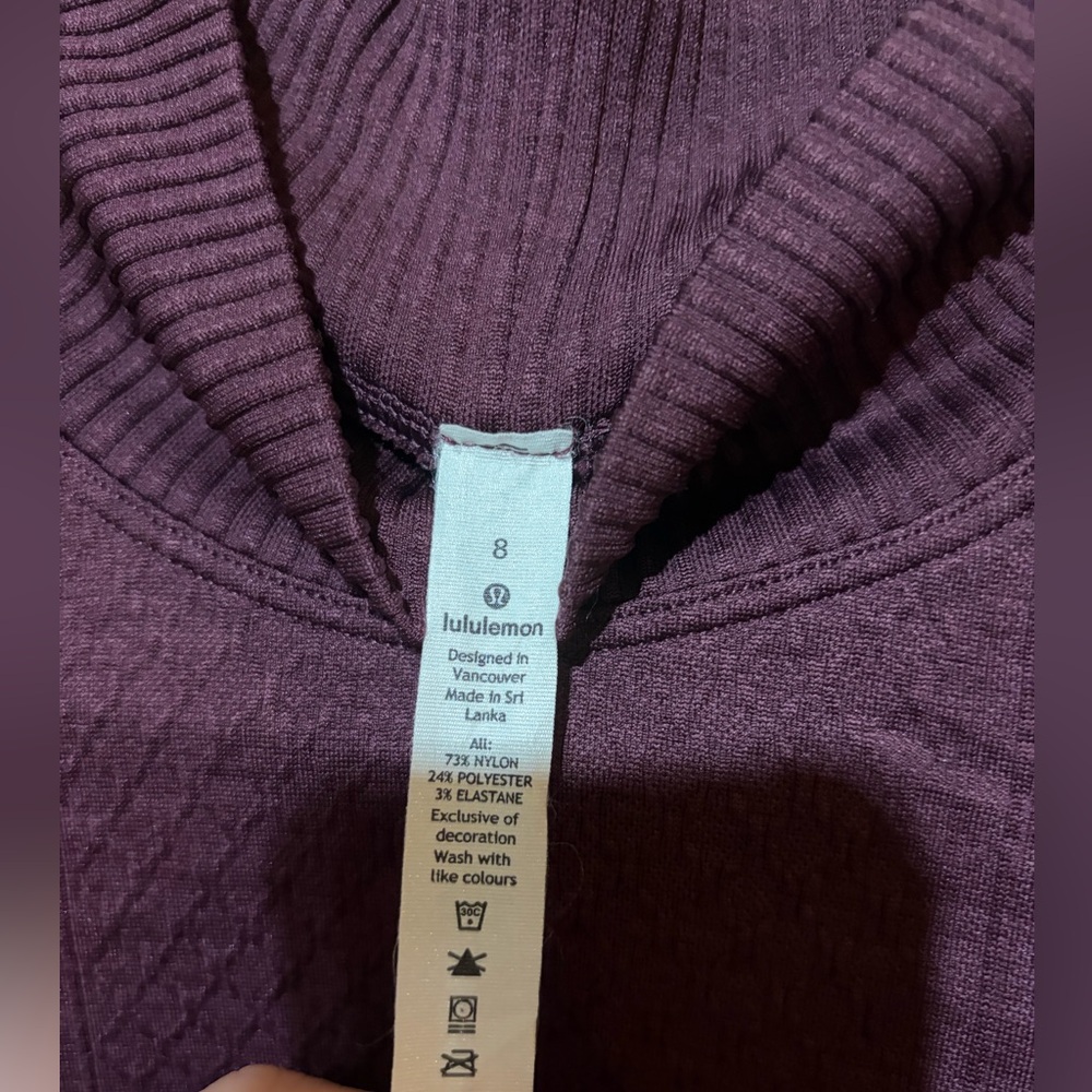 Lululemon long sleeve - Picture 2 of 3